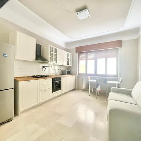 Apartament Regina Elena *